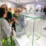 11.02.2020 Kielce. Wystawa „Szklany dialog” w Muzeum Dialogu Kultur / Wiktor Taszłow / Radio Kielce