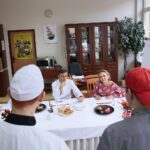 14.02.2020. Kielce. Walentynkowy konkurs w kieleckim gastronomiku / Wiktor Taszłow / Radio Kielce