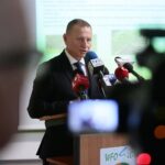 17.02.2020. Kielce. Konferencja w WFOŚiGW i podpisanie 5000 umowy w ramach programu "Czyste Powietrze". Na zdjęciu: Ryszard Gliwiński - prezes WFOŚiGW / Wiktor Taszłow / Radio Kielce