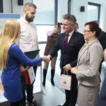 17.02.2020. Kielce. Konferencja w WFOŚiGW i podpisanie 5000 umowy w ramach programu "Czyste Powietrze". Na zdjęciu: (od lewej): Marlena Borek, Rafał Borek, Krzysztof Słoń - senator, Agata Wojtyszek - poseł / Wiktor Taszłow / Radio Kielce