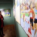 20.02.2020. Kielce. Wernisaż wystawy zdjęć polskich paraolimpijczyków w Muzeum Diecezjalnym / Wiktor Taszłow / Radio Kielce