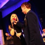 29.02.2020 Kielce. Koncert Katarzyny Lisowskiej w Studiu Gram Polskiego Radia Kielce. Na zdjęciu: Katarzyna Lisowska i Paweł Solarz / Wiktor Taszłow / Radio Kielce