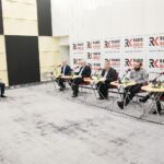 02.02.2020. Radio Kielce. Studio Polityczne. Na zdjęciu (od lewej): Radosław Podsiadły - Radio Kielce, Piotr Wawrzyk - wiceminister spraw zagranicznych, Lucjan Pietrzczyk – PO, Czesław Siekierski - poseł PSL, Artur Kopacz – Ruch Narodowy, Małgorzata Marenin - SLD / Wiktor Taszłow / Radio Kielce