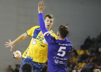 05.10.2019 Kielce. Mecz PGE Vive - Energa Kalisz. Na zdjęciu: Uladzislau Kulesh / Jarosław Kubalski / Radio Kielce