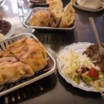 Busem na Bałkany / Katarzyna Kosowska i Wojciech Grabowski