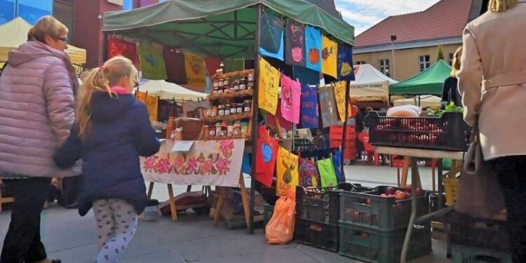 Na Frymark można się było wybrać do centrum Bydgoszczy, teraz organizatorzy dowożą produkty i gotowe dania / Radio PiK / archiwum