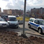 10.03.2020. Kielce. Zderzenie na rondzie Jerzego Giedroycia w Kielcach / Maciej Witek