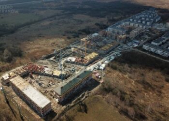 Kraków. Budowa mieszkań w ramach programu Mieszkanie Plus / Radio Kraków