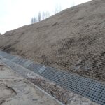 10.03.2020. Ćmielów. Skarpa przy ulicy Opatowskiej / Emilia Sitarska / Radio Kielce