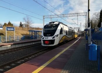 PKP, pociąg, kolej / PKP PLK