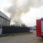 26.03.2020. Denkówek. Pożar hali zakładu meblowego / Emilia Sitarska / Radio Kielce