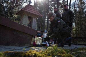 24.03.2020 Wykus. Terytorialsi upamiętnili mjr. Eugeniusza Gedymina Kaszyńskiego ps. „Nurt” / 10. Świętokrzyska Brygada Obrony Terytorialnej