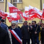 01.03.2020. Włoszczowa. Odsłonięcie tablicy pamiątkowej poświęconej mieszkańcom poległym w walkach o niepodległość oraz pomordowanym i więzionym w okresie stalinowskiego terroru w latach 1945-1956 / Ewa Pociejowska-Gawęda / Radio Kielce
