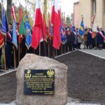 01.03.2020. Włoszczowa. Odsłonięcie tablicy pamiątkowej poświęconej mieszkańcom poległym w walkach o niepodległość oraz pomordowanym i więzionym w okresie stalinowskiego terroru w latach 1945-1956 / Ewa Pociejowska-Gawęda / Radio Kielce
