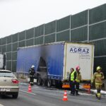 06.03.2020. Podchojny. Pożar ciężarówki na trasie S7 / Ewa Pociejowska-Gawęda / Radio Kielce