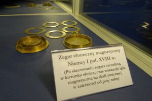 28.03.2020. Jędrzejów. Zegary w Muzeum im. Przypkowskich / Ewa Pociejowska-Gawęda / Radio Kielce