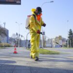 27.03.2020. Kielce. Mycie przystanków / Piotr Kwaśniewski / Radio Kielce