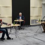 29.03.2020. Studio Polityczne Radia Kielce. Na zdjęciu (od lewej): Michał Kita - Radio Kielce; Krzysztof Lipiec - poseł, prezes świętokrzyskich struktur Prawa i Sprawiedliwości; Grzegorz Gałuszka, radny sejmiku województwa świętokrzyskiego, Polskie Stronnictwo Ludowe / Robert Felczak / Radio Kielce