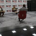 29.03.2020. Studio Polityczne Radia Kielce. Grzegorz Gałuszka, radny sejmiku województwa świętokrzyskiego, Polskie Stronnictwo Ludowe; Marzena Okła-Drewnowicz - poseł Platforma Obywatelska; Wojciech Zapała - Konfederacja Ruch Narodowy; Małgorzata Marenin - Nowa Lewica / Robert Felczak / Radio Kielce