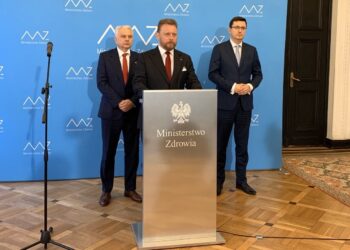 Warszawa. Ministerstwo Zdrowia. Konferencja nt. koronawirusa. Na zdjęciu (przemawia): prof. Łukasz Szumowski - minister zdrowia / Ministerstwo Zdrowia / twitter