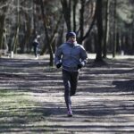 15.03.2020. Kielce. Stadion leśny. Kielczanie na spacerze / Jarosław Kubalski / Radio Kielce