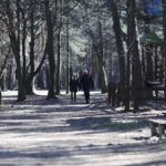 15.03.2020. Kielce. Stadion leśny. Kielczanie na spacerze / Jarosław Kubalski / Radio Kielce