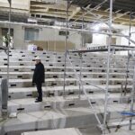 23.03.2020. Kielce. Wojewódzki Dom Kultury. Prace przy budowie sceny dla tymczasowej siedziby Teatru imienia Stefana Żeromskiego / Jarosław Kubalski / Radio Kielce