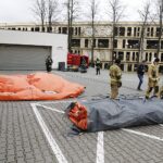 04.03.2020. Kielce. Mobilna izba przyjęć przy szpitalu na Czarnowie / Jarosław Kubalski / Radio Kielce