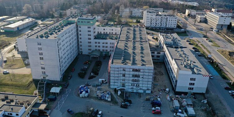 18.03.2020 Starachowice. Szpital / Jarosław Kubalski / Radio Kielce