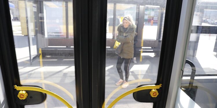 autobus MPK / Jarosław Kubalski / Radio Kielce