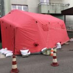 13.03.2020 Sandomierz. Namiot pneumatyczny przy szpitalu / Grażyna Szlęzak-Wójcik / Radio Kielce