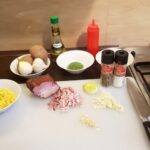 Przygotowanie ziemniaczanego risotto - krok 1 / Radio Kielce