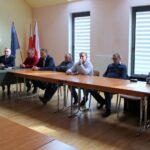 03.03.2020. Michałów. Spotkanie mieszkańców z przedstawicielami inwestora, który chce wybudować biogazownię / Marta Gajda / Radio Kielce