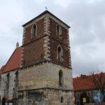 04.03.2020. Wiślica. Zabytkowa dzwonnica / Marta Gajda / Radio Kielce