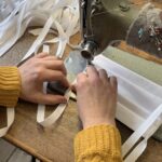 31.03.2020. Kielce. W Teatrze im. Stefa Żeromskiego szyją maseczki / Teatr im. Stefana Żeromskiego w Kielcach