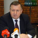 11.03.2020. Ostrowiec Św. Podpisanie porozumienia powołującego Miejski Obszar Funkcjonalny. Na zdjęciu: Jerzy Murzyn - wójt gminy Bodzechów / Emilia Sitarska / Radio Kielce