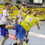 20.09.2016 Kielce. Mecz Vive Tauron Kielce - Stal Mielec. Mateusz Jachlewski. / Jarosław Kubalski / Radio Kielce