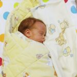 03.03.2020 Kielce. świętokrzyskie Centrum Matki i Noworodka. Państwu Kołodziejom urodziły się trojaczki. Teraz wychodzą do domu / Jarosław Kubalski / Radio Kielce