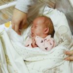 03.03.2020 Kielce. świętokrzyskie Centrum Matki i Noworodka. Państwu Kołodziejom urodziły się trojaczki. Teraz wychodzą do domu / Jarosław Kubalski / Radio Kielce