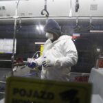 18.03.2020 Kielce. MPK. Czyszczenie i dezynfekcja autobusów / Jarosław Kubalski / Radio Kielce