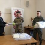 Ks. Bogusław Pitucha - dyrektor Caritas Diecezji Sandomierskiej, ppłk Arkadiusz Nenutil - dowódca 102 Batalionu Piechoty Lekkiej w Sandomierzu, starszy szeregowy Kamil Stańczyk - żołnierz WOT / Grażyna Szlęzak-Wójcik / Radio Kielce