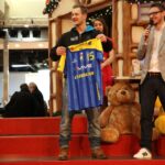 Do licytacji na rzecz Wielkiej Orkiestry Świątecznej Pomocy włączył się piłkarz ręczny Vive Targi Mateusz Jachlewski / Stanisław Blinstrub / Radio Kielce