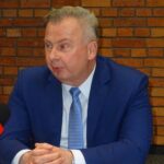 11.03.2020. Ostrowiec Św. Podpisanie porozumienia powołującego Miejski Obszar Funkcjonalny. Na zdjęciu: Mariusz Walachnia - wójt gminy Bliżyn / Emilia Sitarska / Radio Kielce