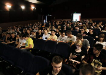 Wręczenie Sławomirowi Mazurowi statuetki "Filmowego Ziemowita" w kategorii Twórca Filmowy / Marzena Mąkosa / Radio Kielce