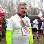 01.03.2020. Ostrowiec św. Bieg Tropem Wilczym. Na zdjęciu: senator Jarosław Rusiecki / Emilia Sitarska / Radio Kielce