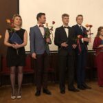 07.03.2020. Sandomierz. Gala Sandomierzanin 2019 roku. nominowani do tytułu Nadzieja Sandomierza. Na zdjęciu (od lewej): Roman Chyła, Katarzyna Dudek, Wiesława Karczewska-Grabias, Halina Miłek, Marek Rożek - prezes Klubu Miłośników Sandomierza, Barbara Rożek - Miejska Biblioteka Publiczna, Marcin Marzec - burmistrz Sandomierza / Grażyna Szlęzak-Wójcik / Radio Kielce