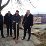 14.03.2020 Ostrowiec Świętokrzyski. Od lewej Stanisław Choinka - radny miejski, Marian Maciąg - właściciel firmy wykonujacej budowę bazy MZK, Jarosław Górczyński - prezydent Ostrowca Św., Jarosław Kateusz - prezes MZK / Emilia Sitarska / Radio Kielce