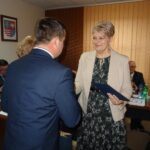 02.03.2020. Bałtów. Bałtów. Pierwsza sesja rady gminy po przedterminowych wyborach do Rady Gminy w Bałtowie. Na zdjęciu (od lewej): Hubert Żądło - wójt gminy Bałtów i Dorota Przygoda - radna / Emilia Sitarska / Radio Kielce