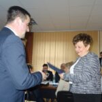 02.03.2020. Bałtów. Bałtów. Pierwsza sesja rady gminy po przedterminowych wyborach do Rady Gminy w Bałtowie. Na zdjęciu (od lewej): Hubert Żądło - wójt gminy Bałtów i Anna Mroczek - radna / Emilia Sitarska / Radio Kielce