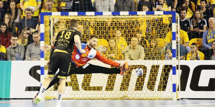 29.02.2020 Kielce. Mecz Ligi Mistrzów PGE Vive Kielce - THW Kiel / Wiktor Taszłow / Radio Kielce